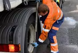 Мобильный ремонт шин для грузовиков в СПб - звоните прямо сейчас!